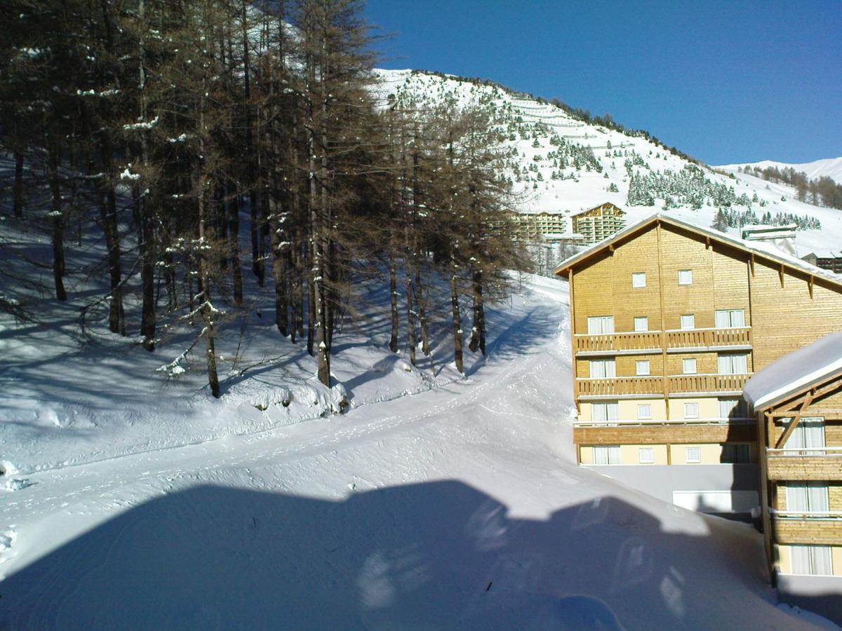 Duplex Station Apartment Allos Bagian luar foto